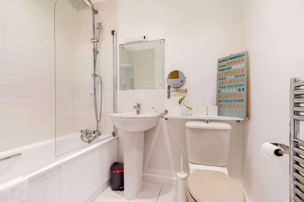 Appartement Modernistic 2-bedroom Flat In Shadwell Londres